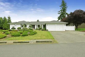 Golden Garage Door Service Fair Haven, MI 810-294-4579 - res-cont-gdr-18m